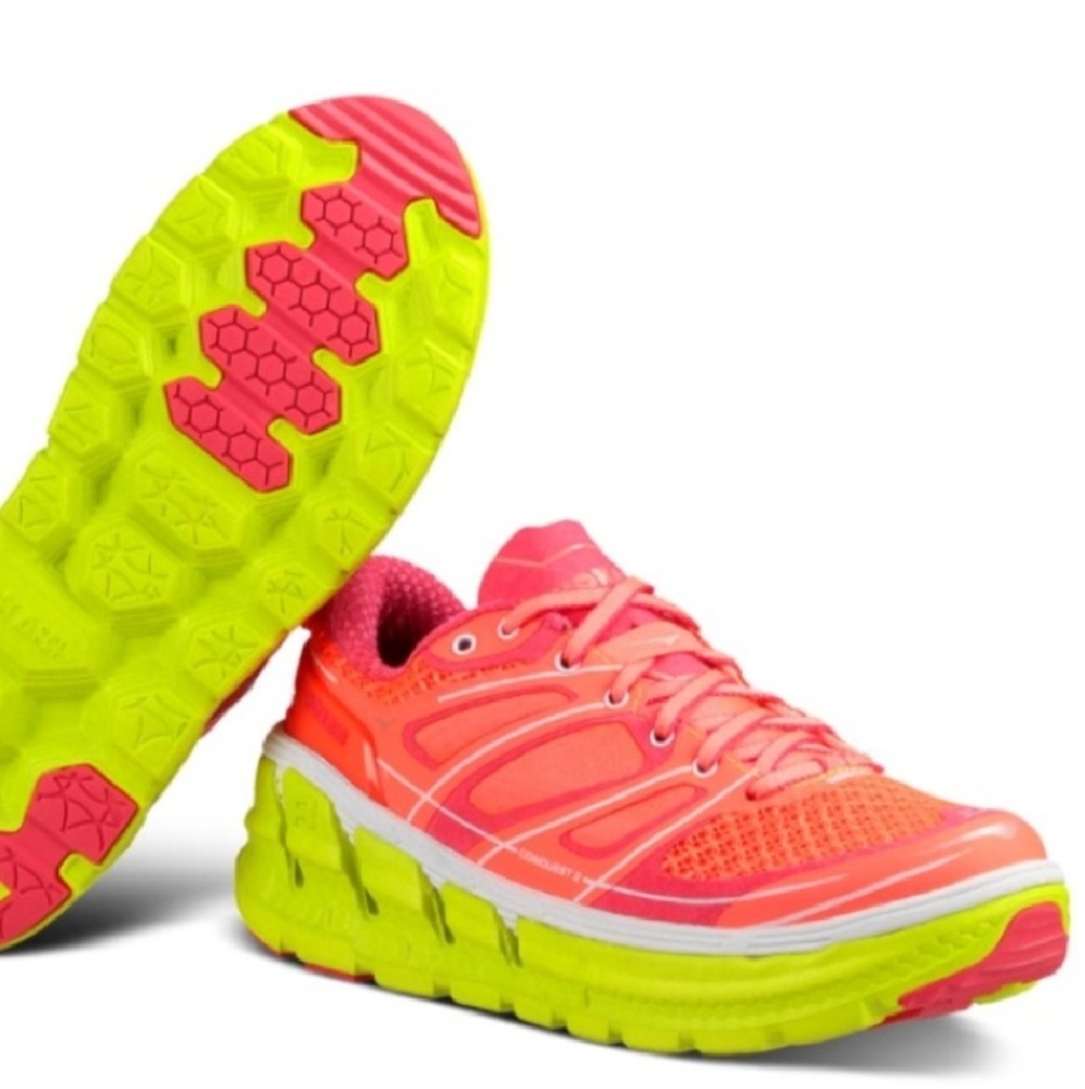 Like-New Hoka One One Women's Conquest Shoes